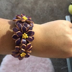 Cute flowery bracelet